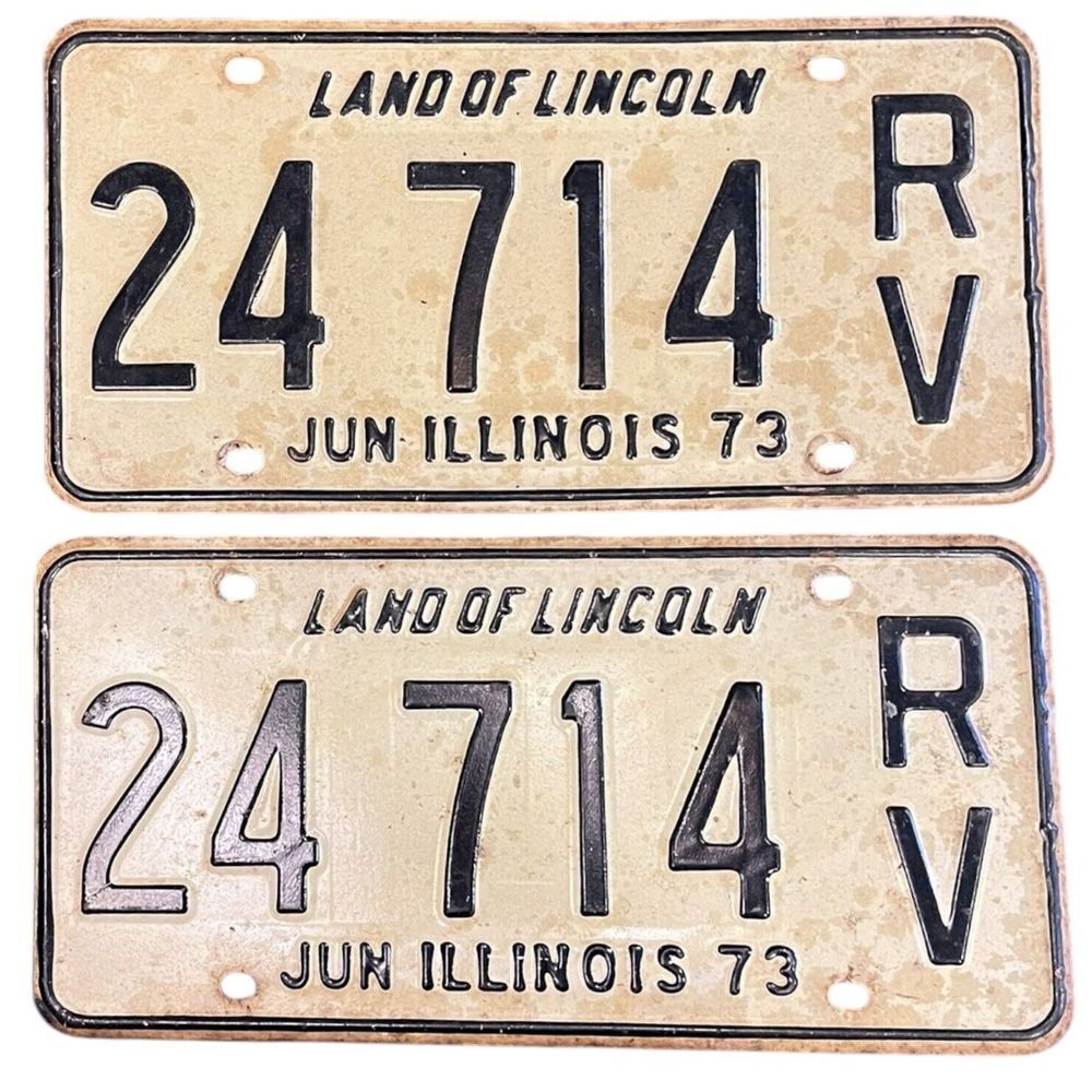 Illinois 1973 Recreational Vehicle‎ RV License Plate Set Pair Garage Man Cave